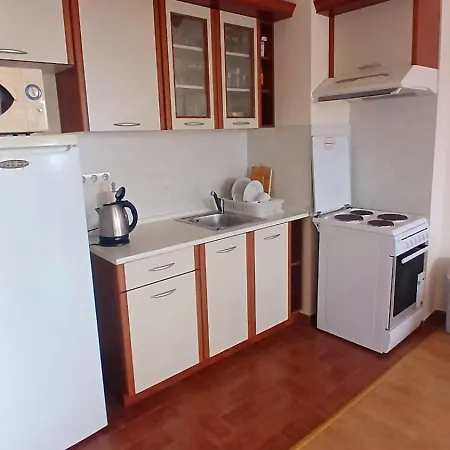 Riviera Apartmán *