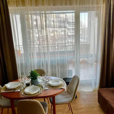 Riviera Apartament Rawda
